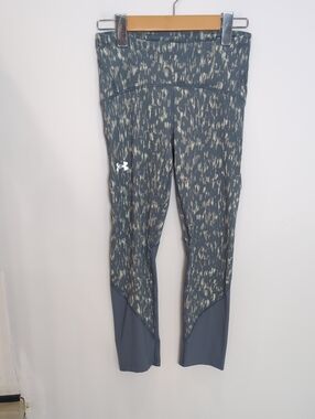 UNDER ARMOUR | Women's Grey/Green Mid-Rise Drawstring Compression Capri Leggings